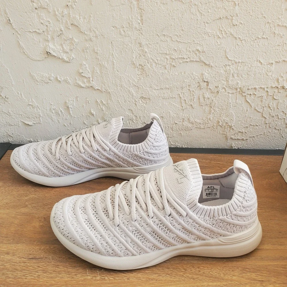 APL Techloom Wave Sneakers Big Kids 3 Grey Slip On Athletic Propulsion Labs Knit